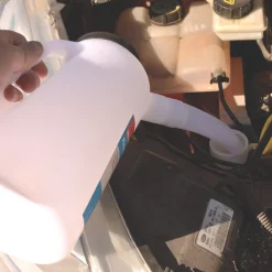 Hilka Pro-Craft ABS Plastic Measuring Jug With Spout White 2Ltr -Maypole Shop 102PG A2