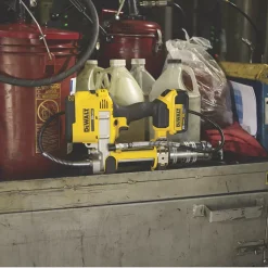 DeWalt DCGG571M1-GB 18V 1 X 4.0Ah Li-Ion XR Cordless Grease Gun -Maypole Shop 146KJ A2