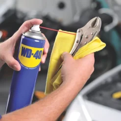 WD-40 Aerosol Lubricant 600ml -Maypole Shop 21697 A3