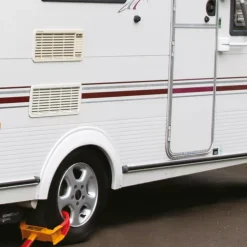 Maypole Universal Wheel Clamp Yellow -Maypole Shop 4875F A3