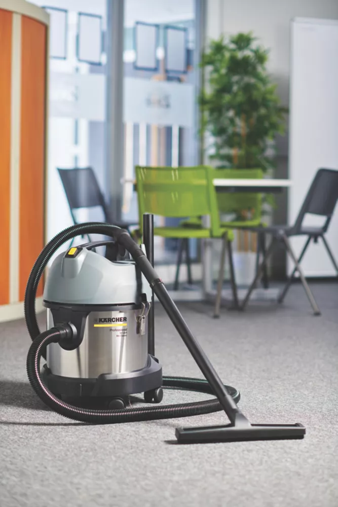Karcher NT20/1 1500W 20Ltr Wet & Dry Vacuum Cleaner 240V 5 Karcher NT20/1 1500W 20Ltr Wet & Dry Vacuum Cleaner 240V - Image 5