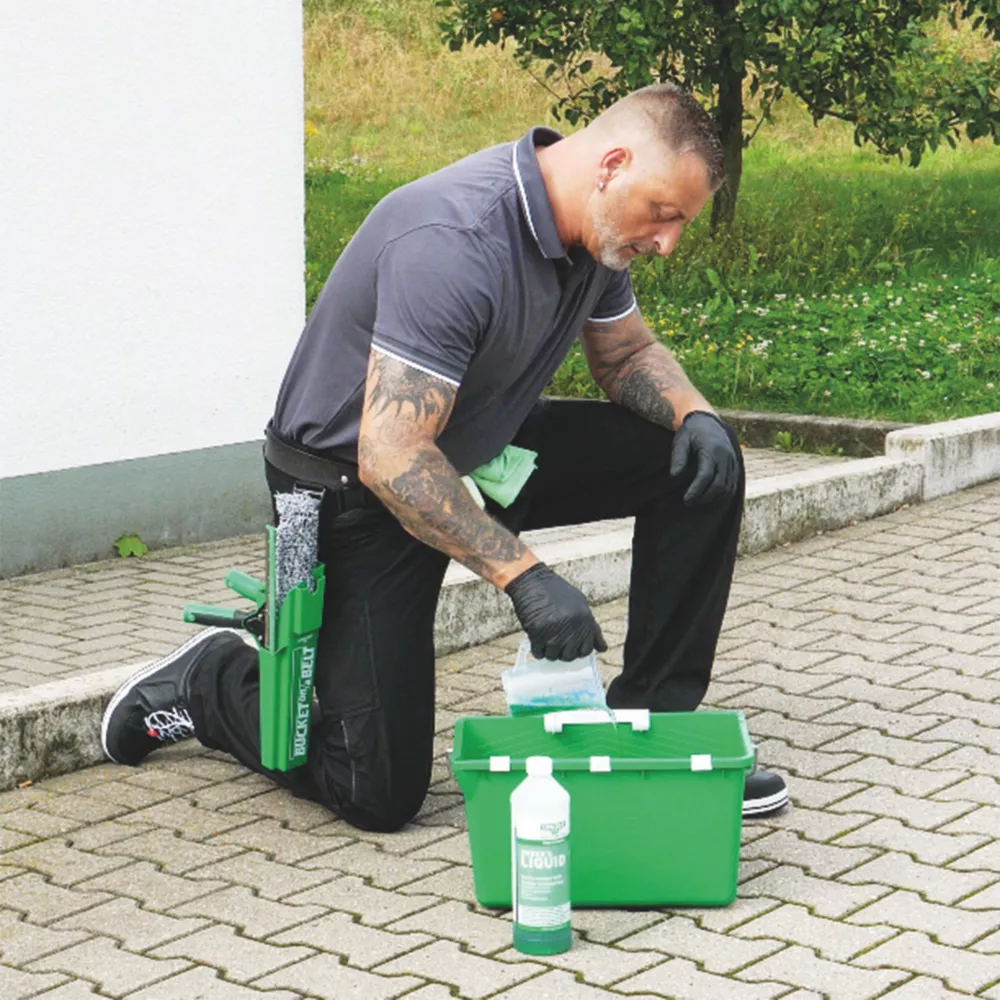 Unger® Unger AK015 Complete Kit 6-in-1 Window Cleaning Kit 6 Pieces 5 Unger® Unger AK015 Complete Kit 6-in-1 Window Cleaning Kit 6 Pieces - Image 5