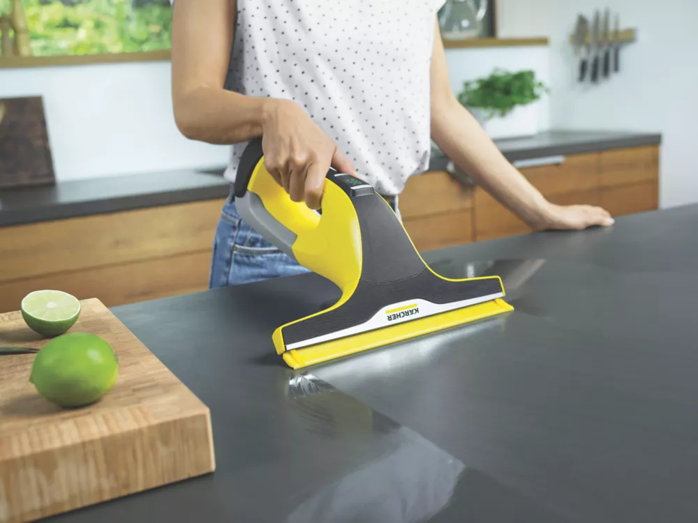 Karcher WV 6 Plus N Cordless Window Vacuum 6 Karcher WV 6 Plus N Cordless Window Vacuum - Image 6