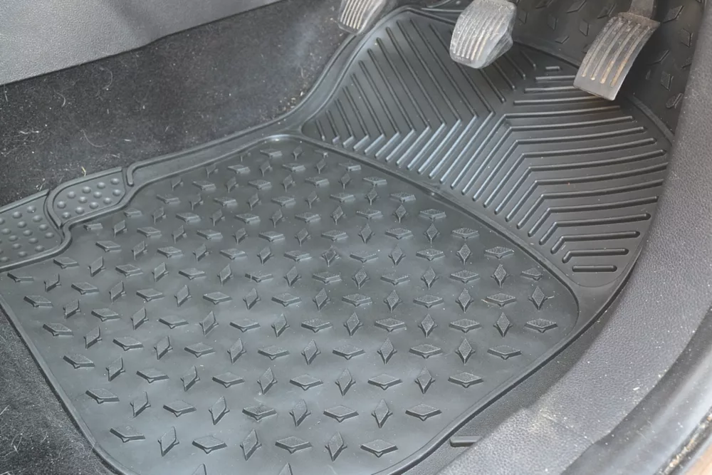 Hilka Pro-Craft Car Mat Set 4 Pieces 2 Hilka Pro-Craft Car Mat Set 4 Pieces - Image 2